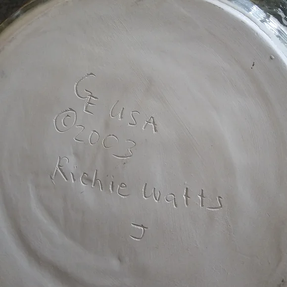 Good Earth Richie Watts Set Of Two Dinner Plates - Picture 4 of 7